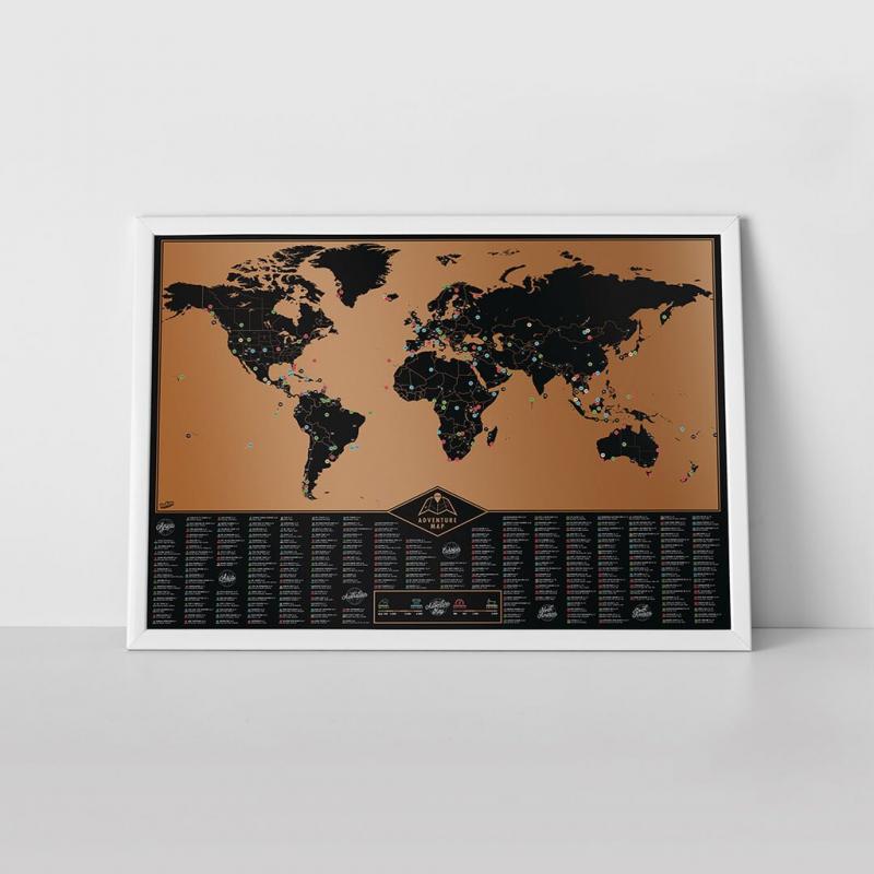 Carte du monde à gratter feuille d'or et noir mappemonde